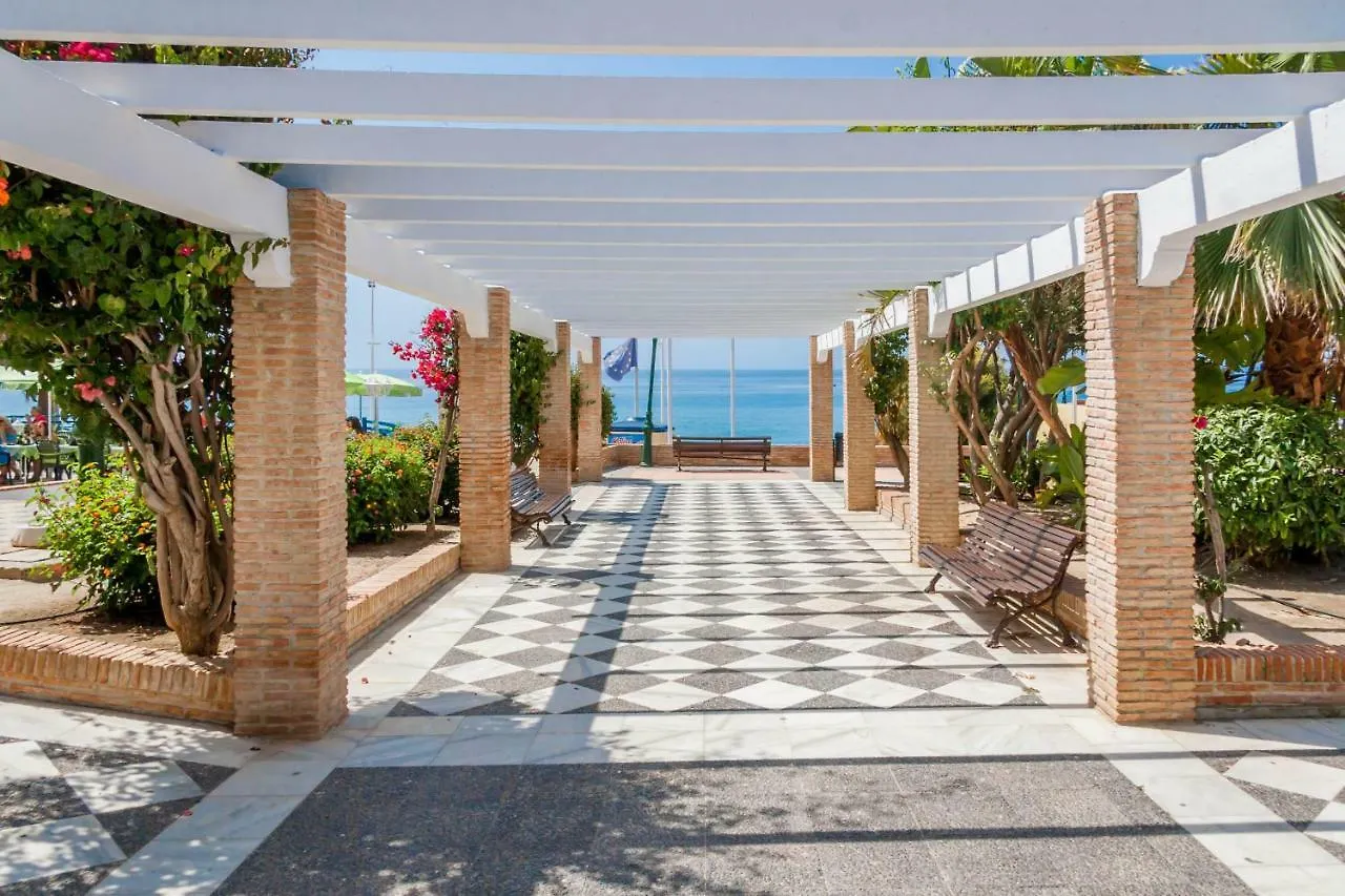 Centrico Apartamento Corona Playa Torrecilla Nerja Lejlighed